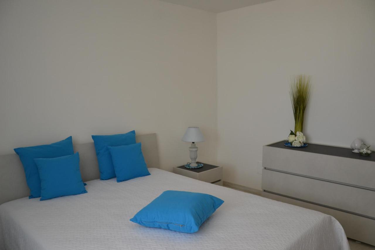 Il Crepuscolo Apartment - Villaggio Di Mary 로코로톤도 외부 사진